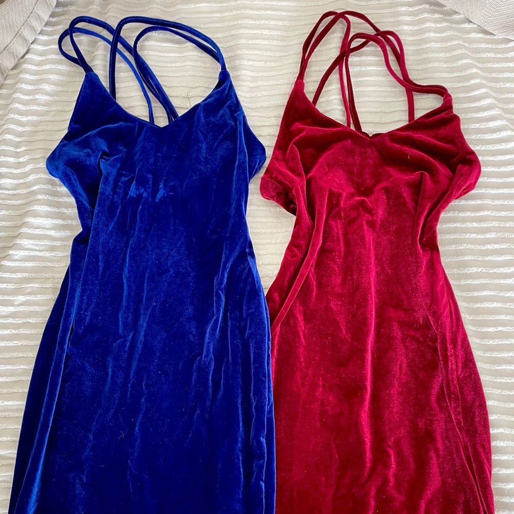 Bundle of two velvet midi dresses